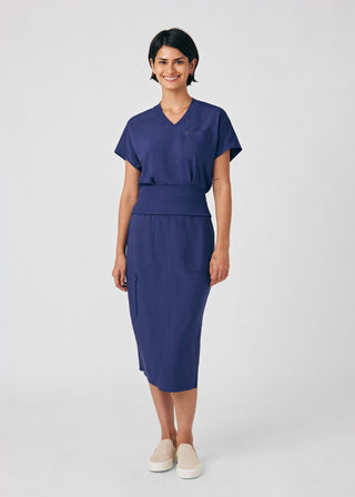 Navy Forward 2-Pocket V-Neck Top Scrubs