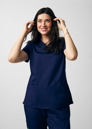 ProFlex Endure Women's 3-Pocket V-Neck Scrub Top