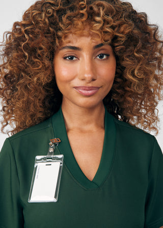 Mountain View Forward 3-Pocket V-Neck Top Scrubs
