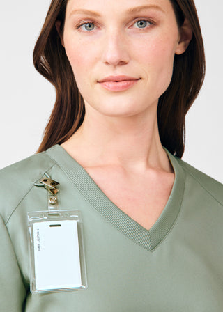 Seagrass ProFlex 3-Pocket V-Neck Top Scrubs