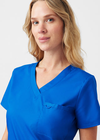 Royal ProFlex 2-Pocket V-Neck Top Scrubs