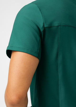 Hunter Forward 4-Pocket V-Neck Top Scrubs