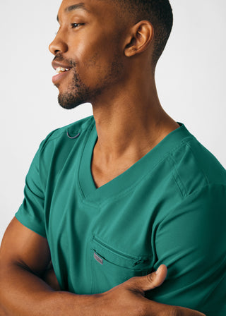 Hunter Forward 2-Pocket V-Neck Top Scrubs