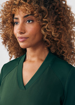 Mountain View Forward 2-Pocket V-Neck Top Scrubs