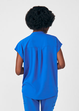 Royal Beyond Indulgence 3-Pocket Mandarin Split Collar Top Scrubs