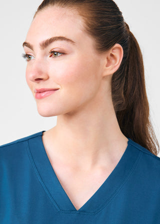 Caribbean Beyond Cozy 3-Pocket V-Neck Top Scrubs