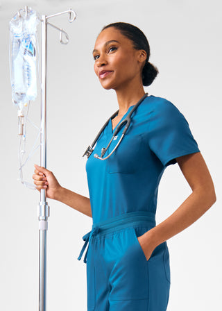Beyond Core 2-Pocket V-Neck Top