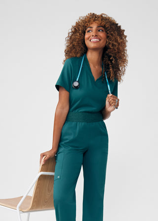 Fern VIBE 2-Pocket V-Neck Top Scrubs