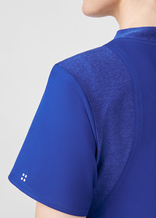 VIBE 2-Pocket V-Neck Top