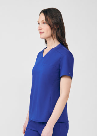VIBE 2-Pocket V-Neck Top