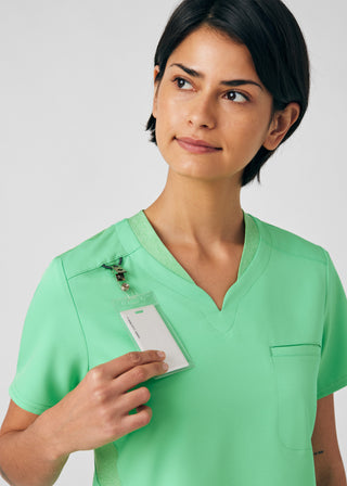 Mint Julep VIBE 2-Pocket V-Neck Top Scrubs