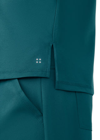 Fern VIBE 2-Pocket V-Neck Top Scrubs