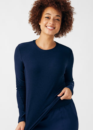 Heather Navy VIBE 1-Pocket Long-Sleeve Tee Scrubs